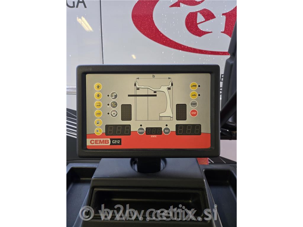 Tovorni centrirni stroj CEMB C212 - rabljen